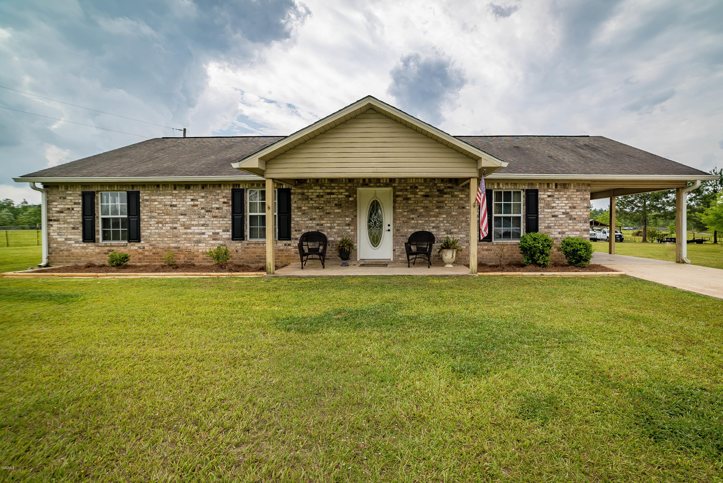 538 West McHenry Road McHenry, MS 39561 - Photo 2 of 29 w. mchenry-2