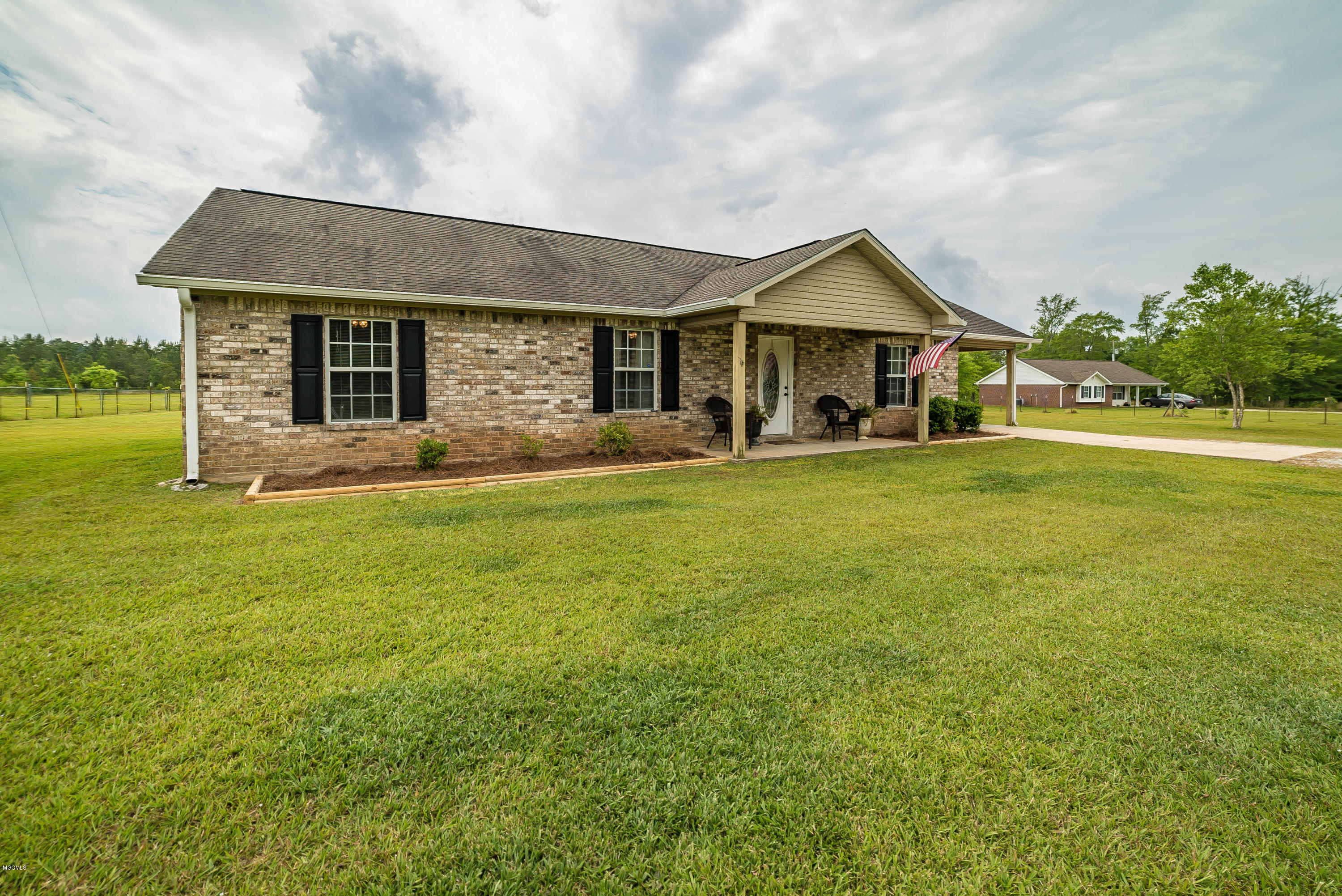 538 West McHenry Road McHenry, MS 39561 - Photo 3 of 29 w. mchenry-3