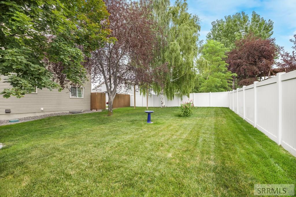 1617 Calico Circle Pocatello, ID 83201 - Photo 31 of 38 Backyard