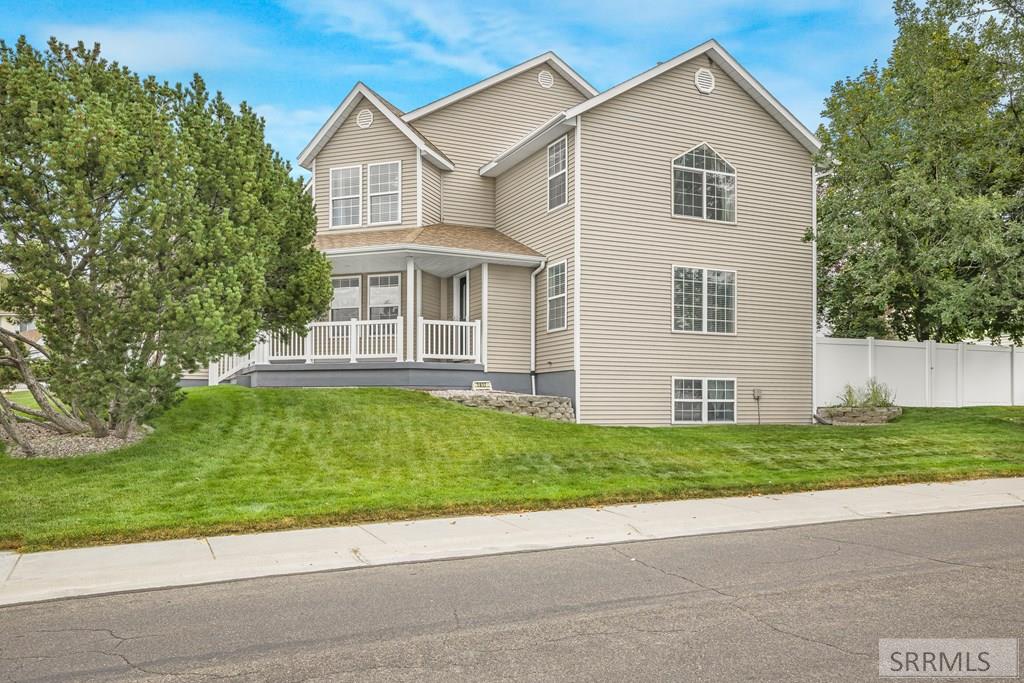 1617 Calico Circle Pocatello, ID 83201 - Photo 4 of 71 Side Exterior