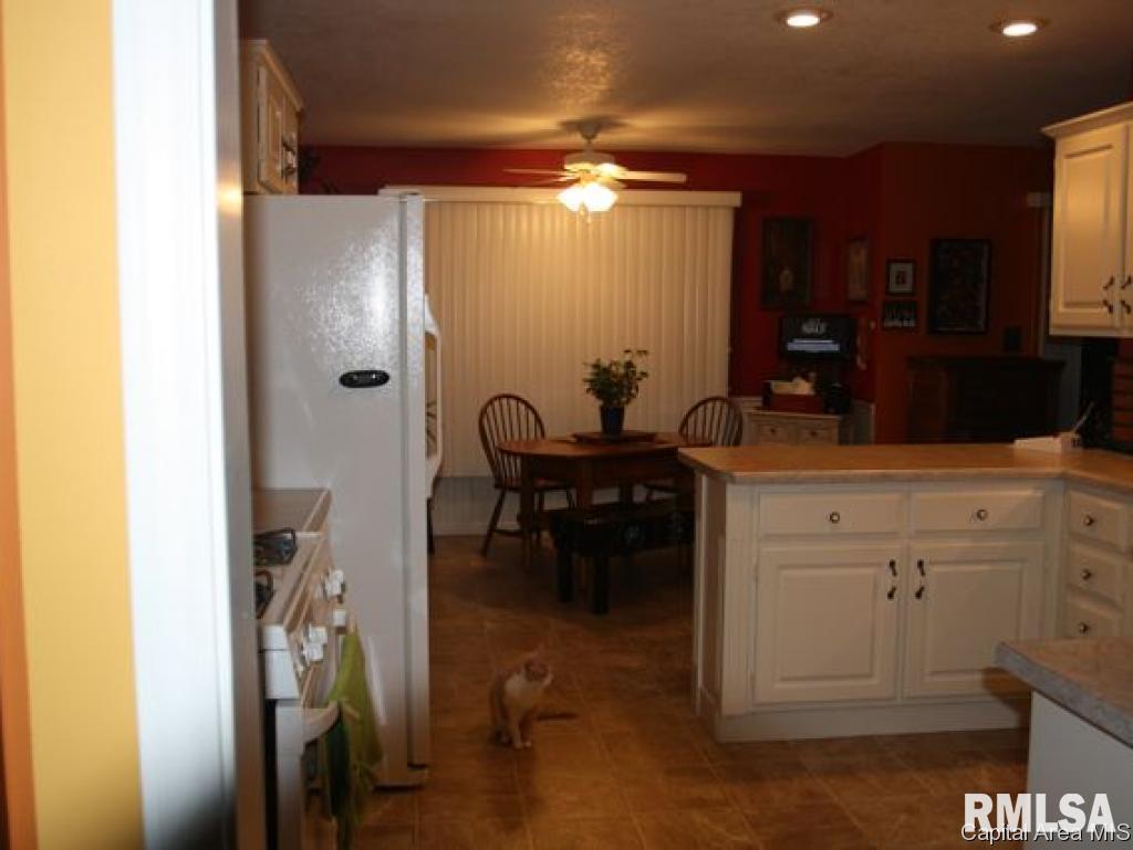 3 Sebring Road Springfield, IL 62707 - Photo 12 of 28 Gallery Image 12