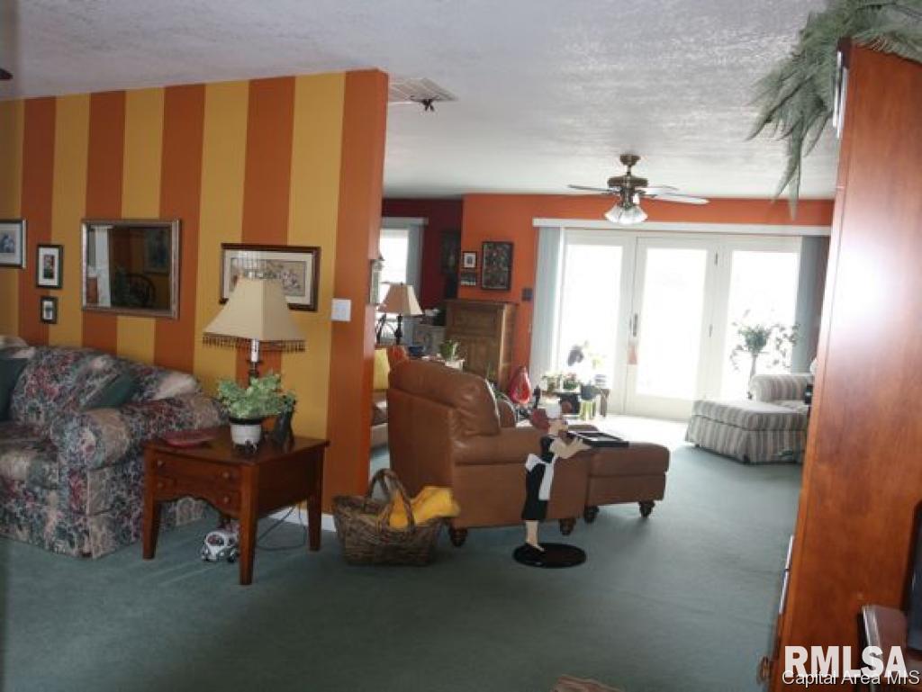 3 Sebring Road Springfield, IL 62707 - Photo 2 of 28 Gallery Image 2