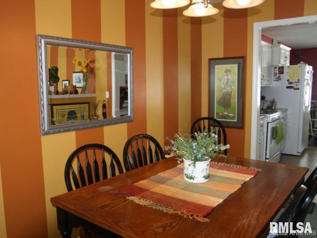 3 Sebring Road Springfield, IL 62707 - Photo 10 of 28 Gallery Image 10