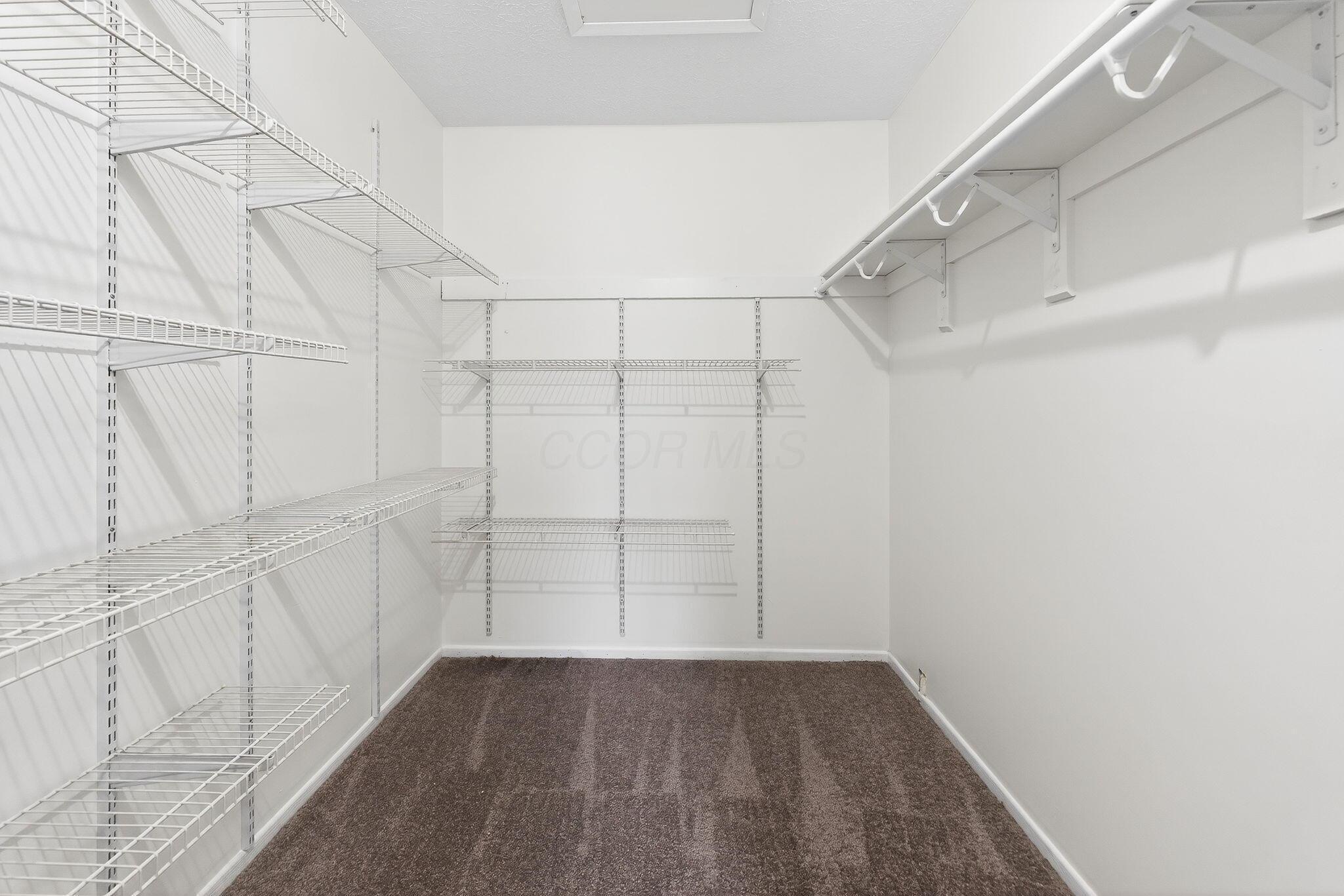 3767 Karl Road, Unit 322 Columbus, OH 43224 - Photo 19 of 29 3967 Karl Rd (Interior)-20