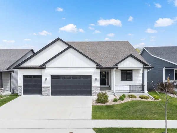 $609,900 | 1639 Hadley Creek Drive Northeast, Rochester, MN 55906