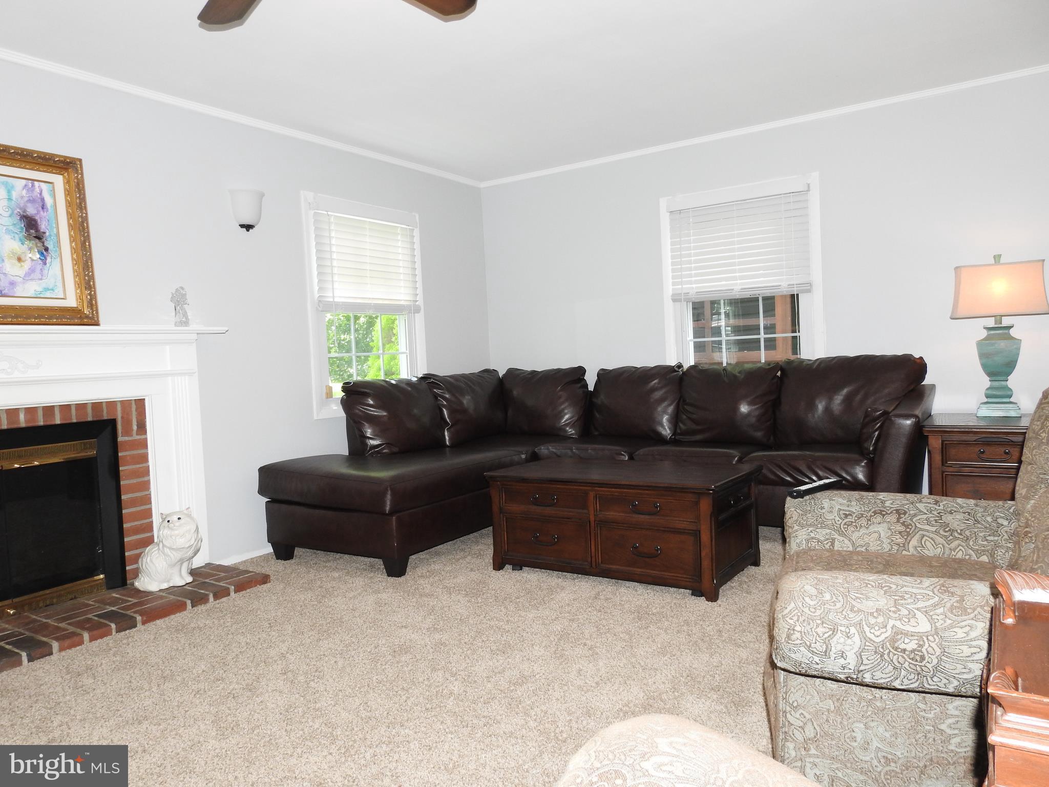 424 Haverhill Road Joppa, MD 21085 - Photo 2 of 30 Living Room