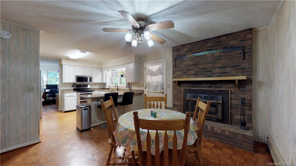 25 Welch Road Candler, NC 28715 - Photo 10 of 30 Gallery Image 10