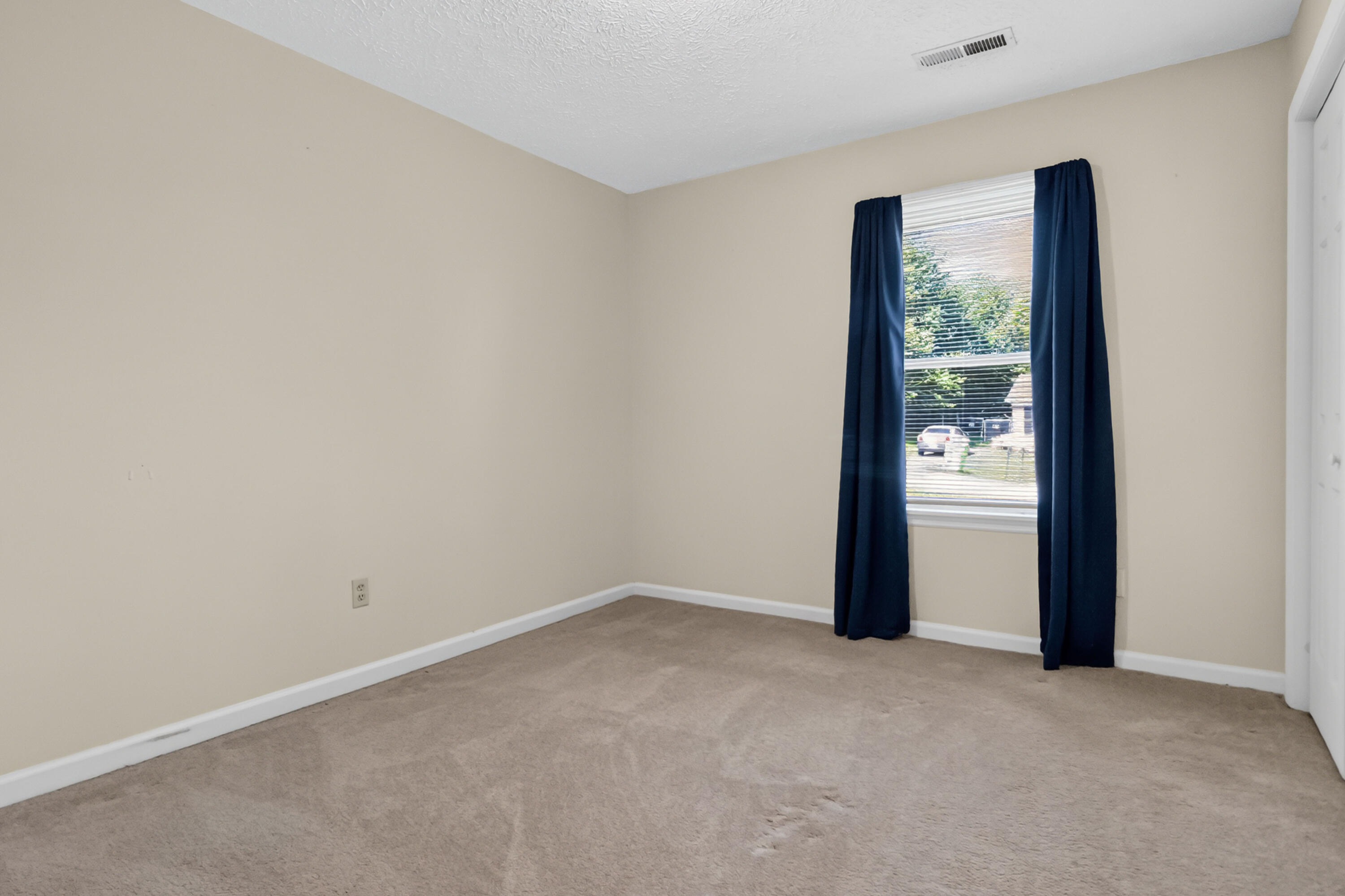 108 Daisey Road Berea, KY 40403 - Photo 15 of 29 013