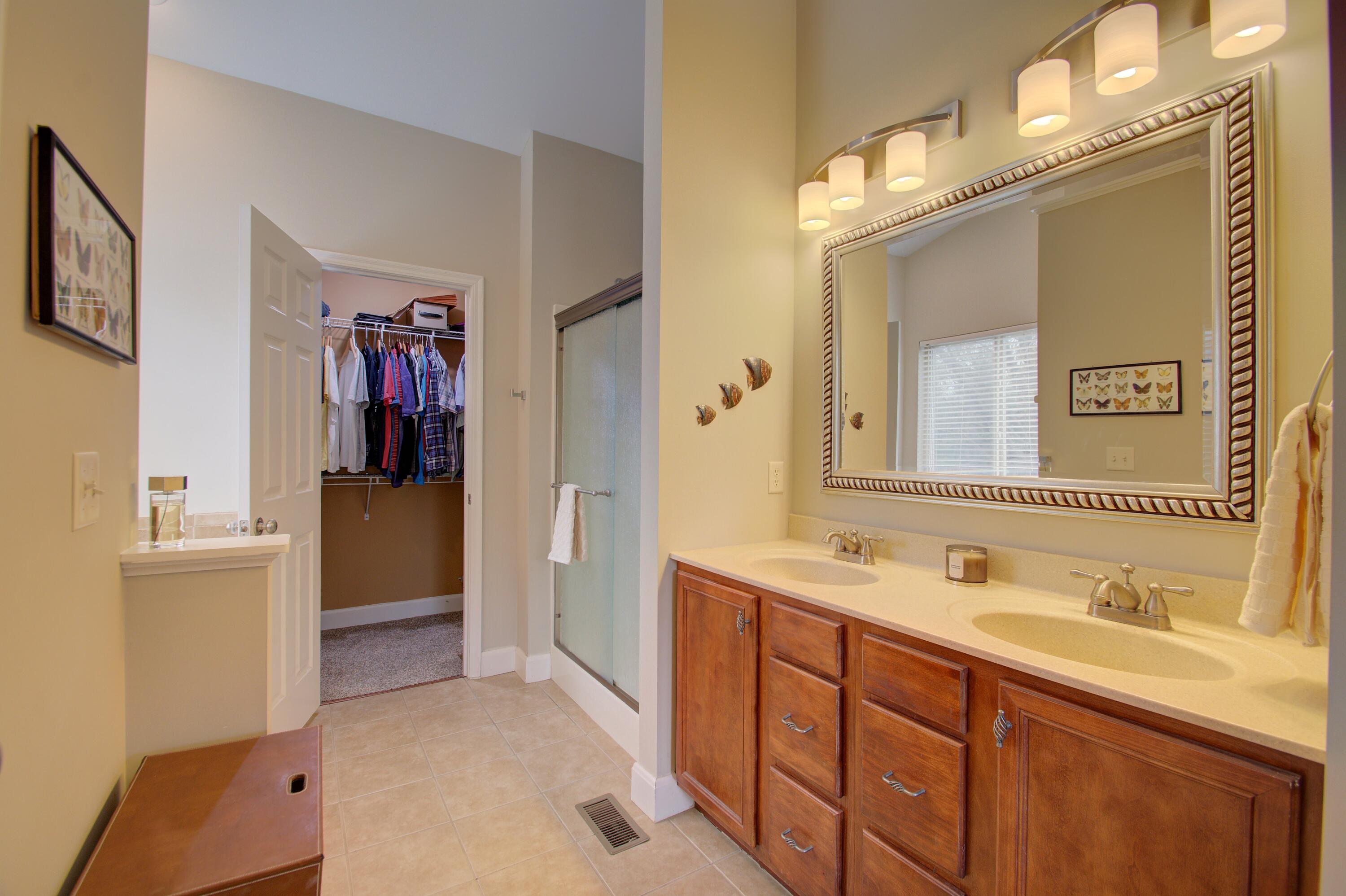 2197 Amsterdam Road Villa Hills, KY 41017 - Photo 10 of 36 Gallery Image 10
