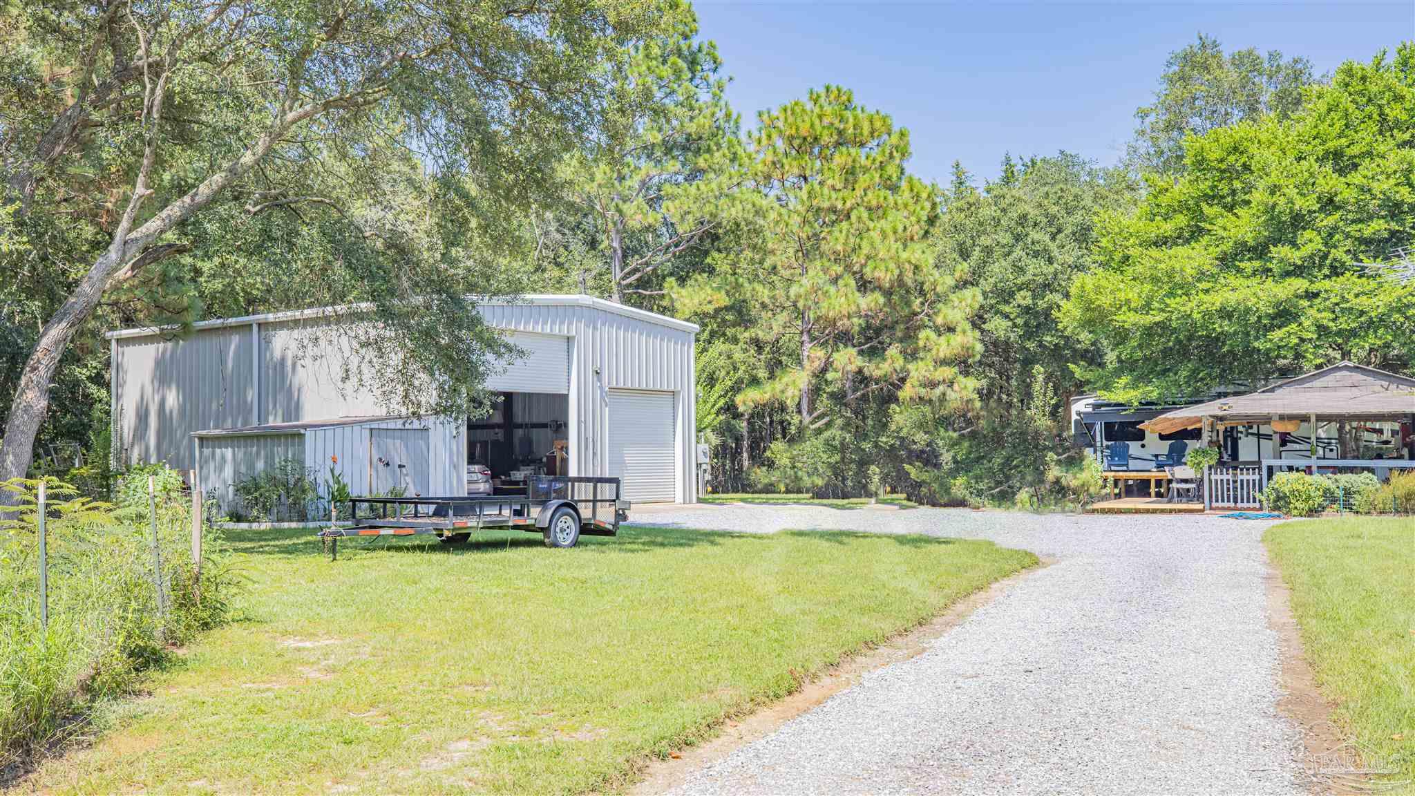 7680 Henderson Smith Road Milton, FL 32570 - Photo 5 of 41 Gallery Image 5