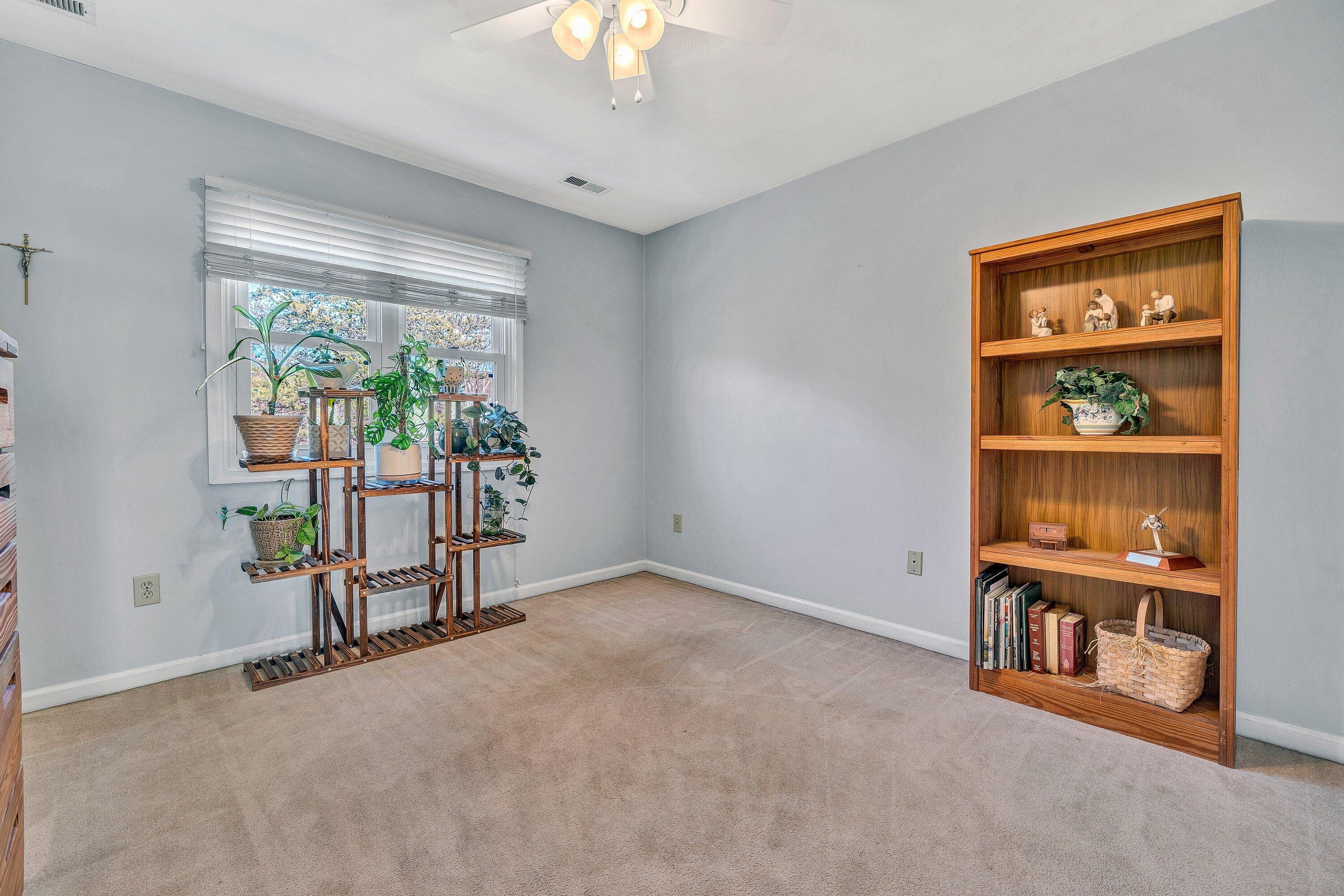 633 Winesap Road Roanoke, VA 24019 - Photo 28 of 59 DSC00741