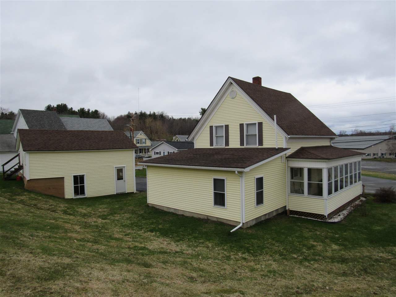 359 Lake Road Newport, VT 05855 - Photo 3 of 28 Gallery Image 3