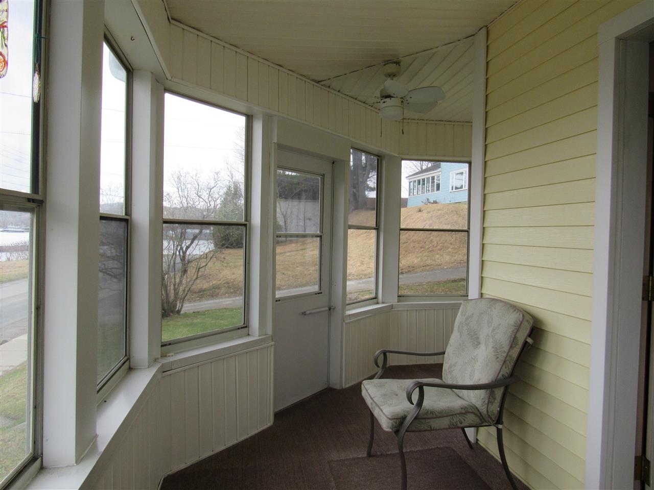 359 Lake Road Newport, VT 05855 - Photo 9 of 28 Gallery Image 9