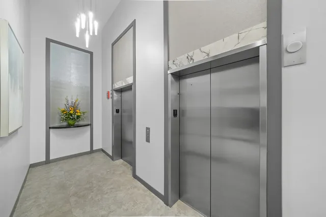 $375,000 | 2 East Erie Street, Unit 2806, Chicago, IL 60611