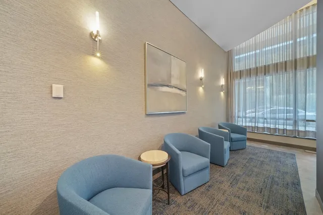 $375,000 | 2 East Erie Street, Unit 2806, Chicago, IL 60611