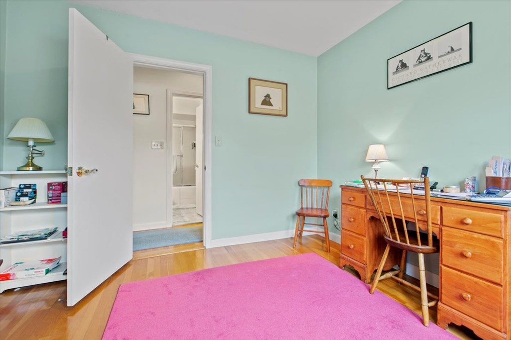 20 Buchanan Road Marblehead, MA 01945 - Photo 14 of 21
