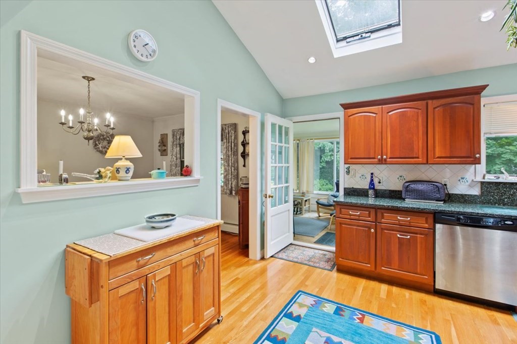 20 Buchanan Road Marblehead, MA 01945 - Photo 10 of 21
