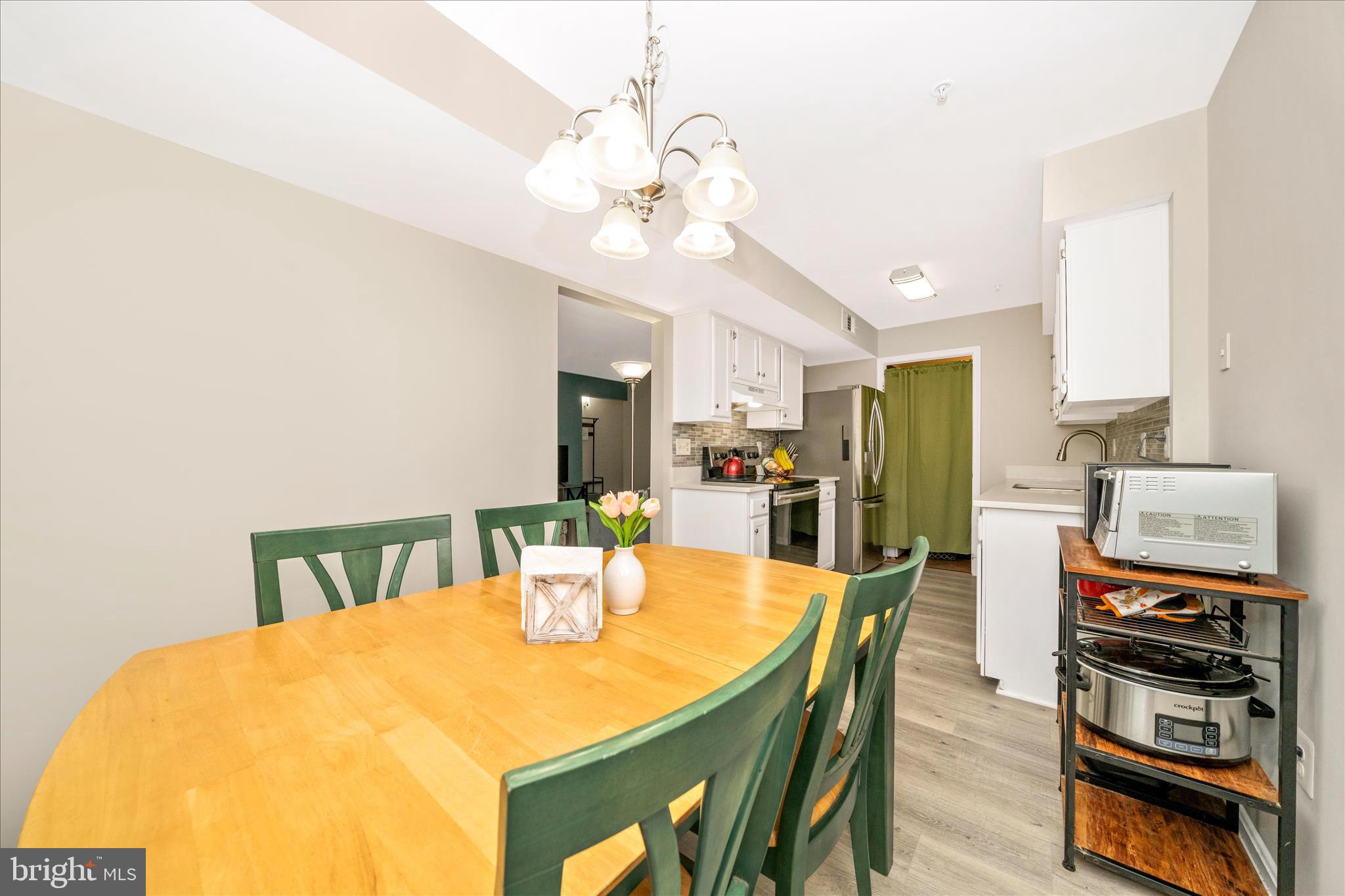 2513 McVeary Court, Unit 10AC Silver Spring, MD 20906 - Photo 16 of 55 Dining Area