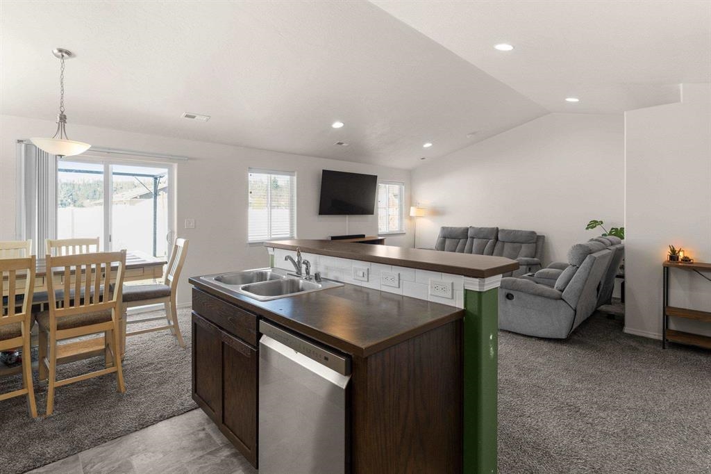 4505 North McCabe Road Spokane Valley, WA 99216 - Photo 6 of 30 Gallery Image 6