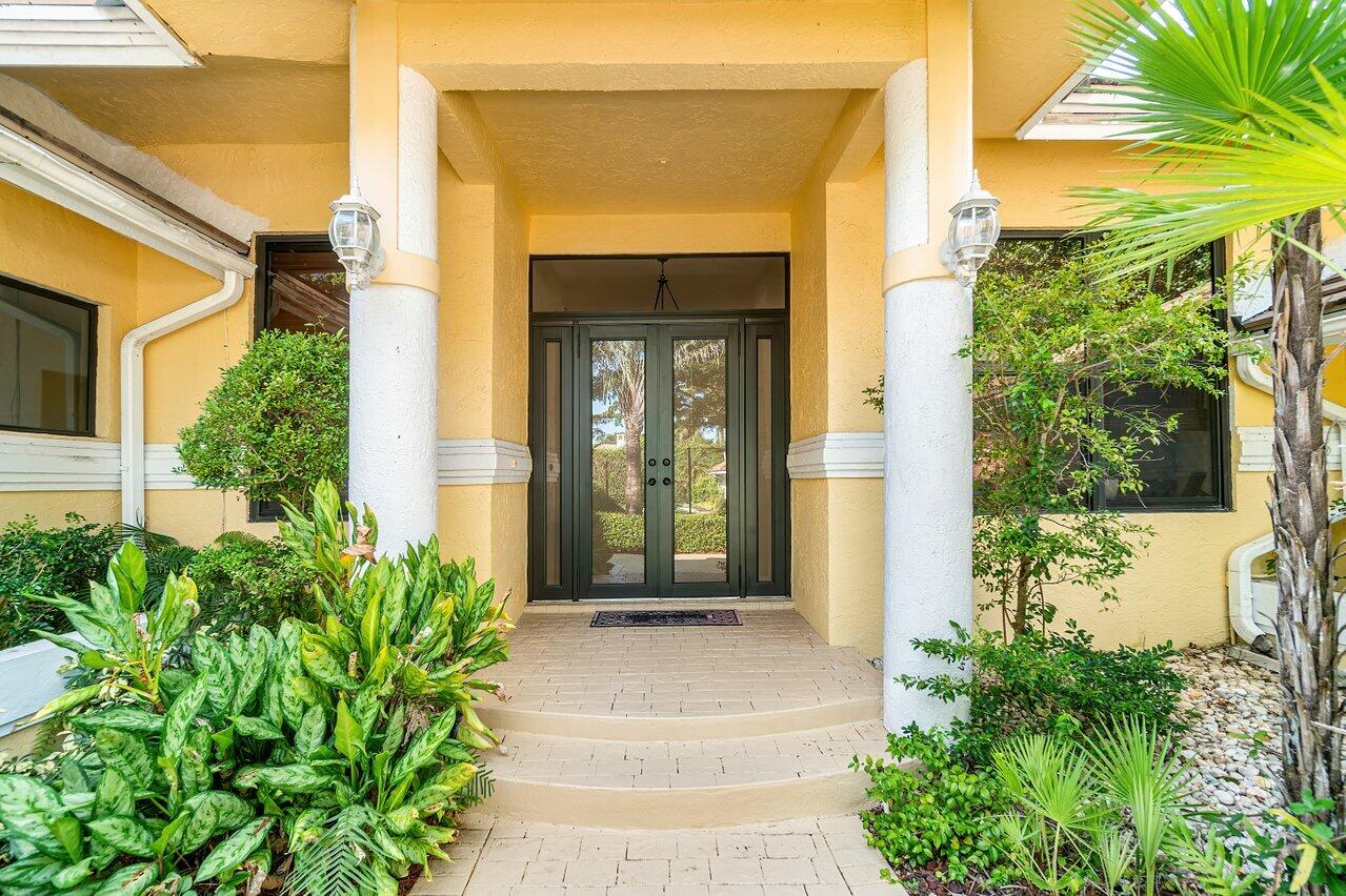 959 Parkside Circle North Boca Raton, FL 33486 - Photo 4 of 41 004-959ParksideCircleNorth-BocaRaton-FL-