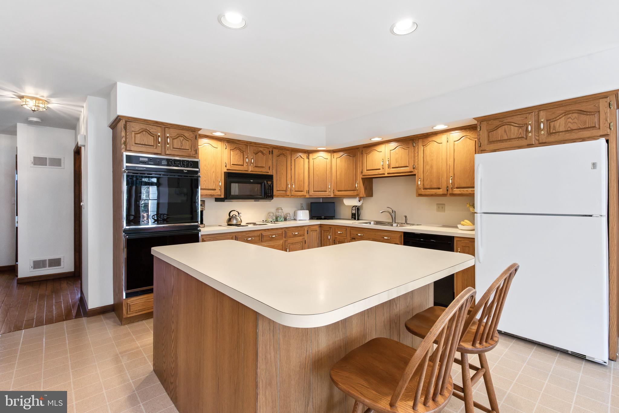 111 Milton Circle Lititz, PA 17543 - Photo 9 of 47 Gallery Image 9