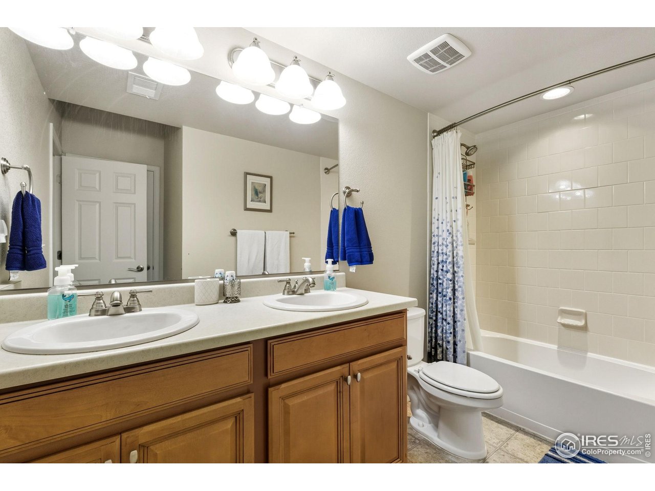 2268 Front Range Road Erie, CO 80516 - Photo 25 of 44