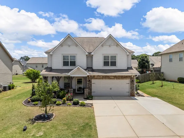 $439,900 | 206 East Fair Haven Lane, Lyman, SC 29365