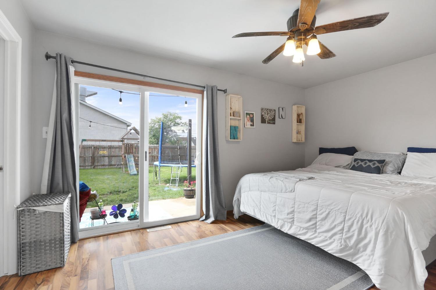 545 Thomas Street Crown Point, IN 46307 - Photo 7 of 24 1500x999