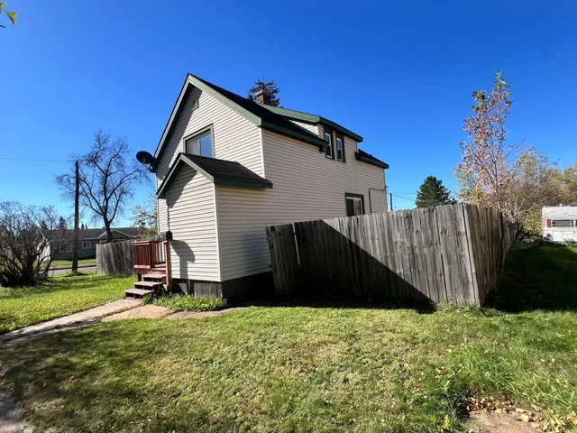 $129,000 | 1129 16th Avenue East, Hibbing, MN 55746