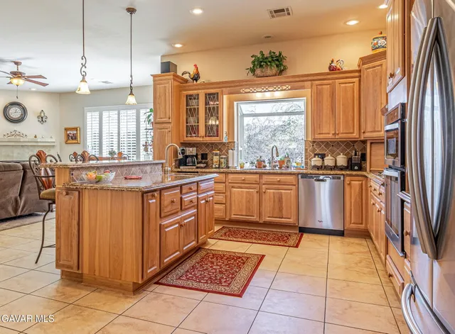 $849,900 | 39748 Golfers Drive, Palmdale, CA 93551