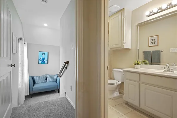 $825,000 | 7701 Oak Creek Lane, Denton, TX 76208