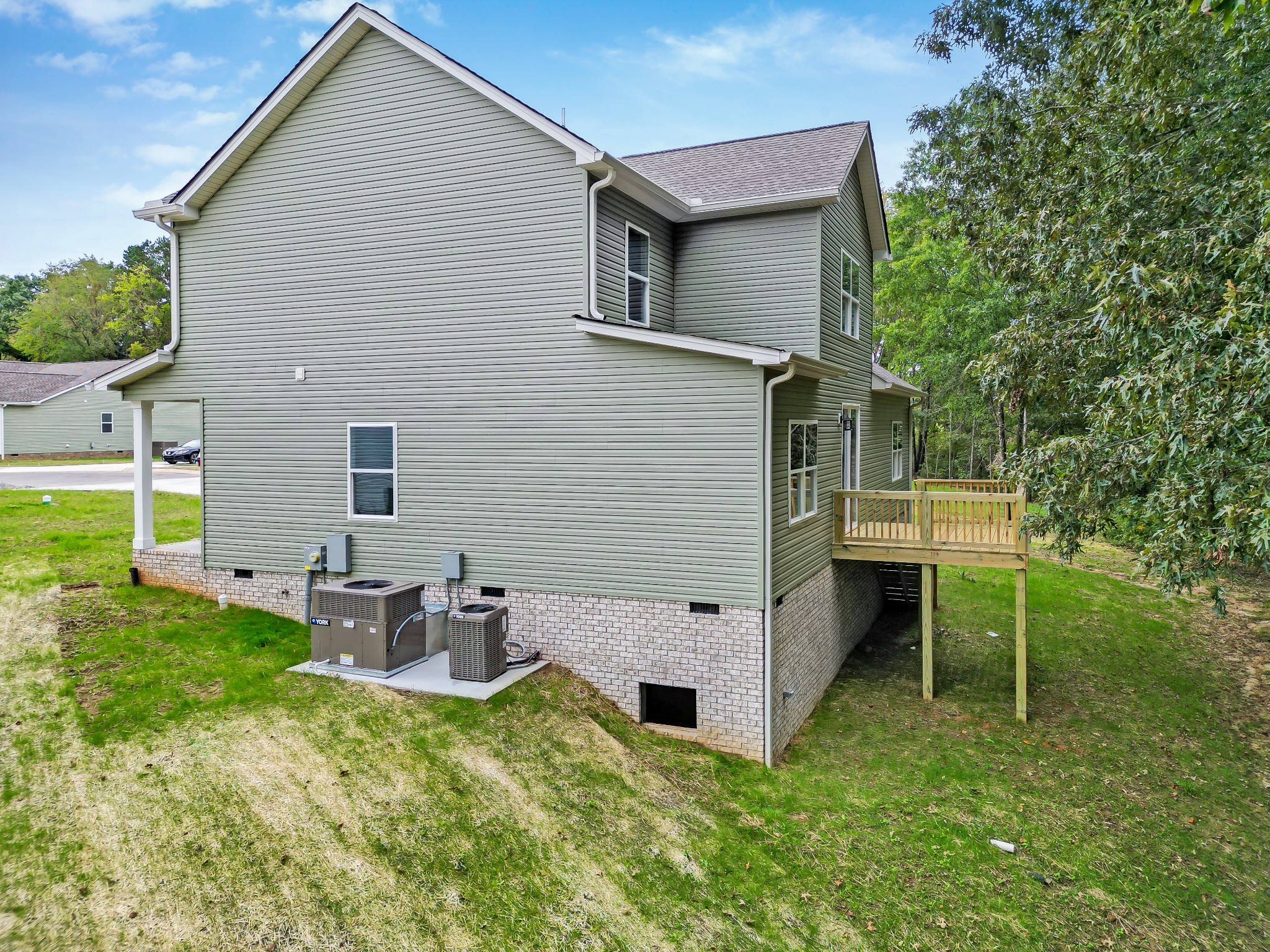 2074 Morgan Court Springfield, TN 37172 - Photo 4 of 20 a backyard of a house with table and chairs