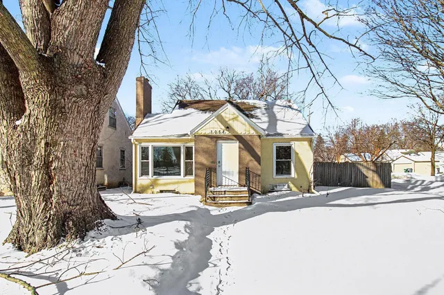 $299,900 | 3058 Northeast Stinson Boulevard, Minneapolis, MN 55418