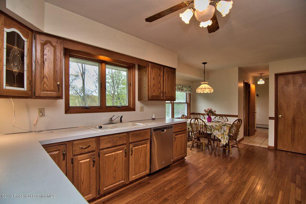 925 Clearview Road Moscow, PA 18444 - Photo 22 of 65 Gallery Image 22