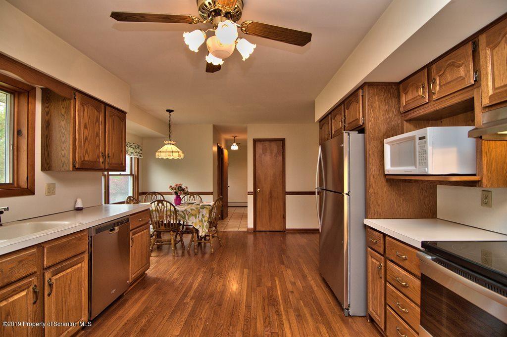 925 Clearview Road Moscow, PA 18444 - Photo 23 of 65 Gallery Image 23