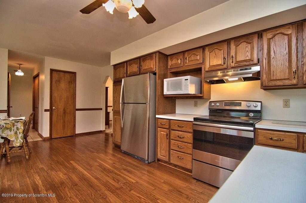 925 Clearview Road Moscow, PA 18444 - Photo 24 of 65 Gallery Image 24