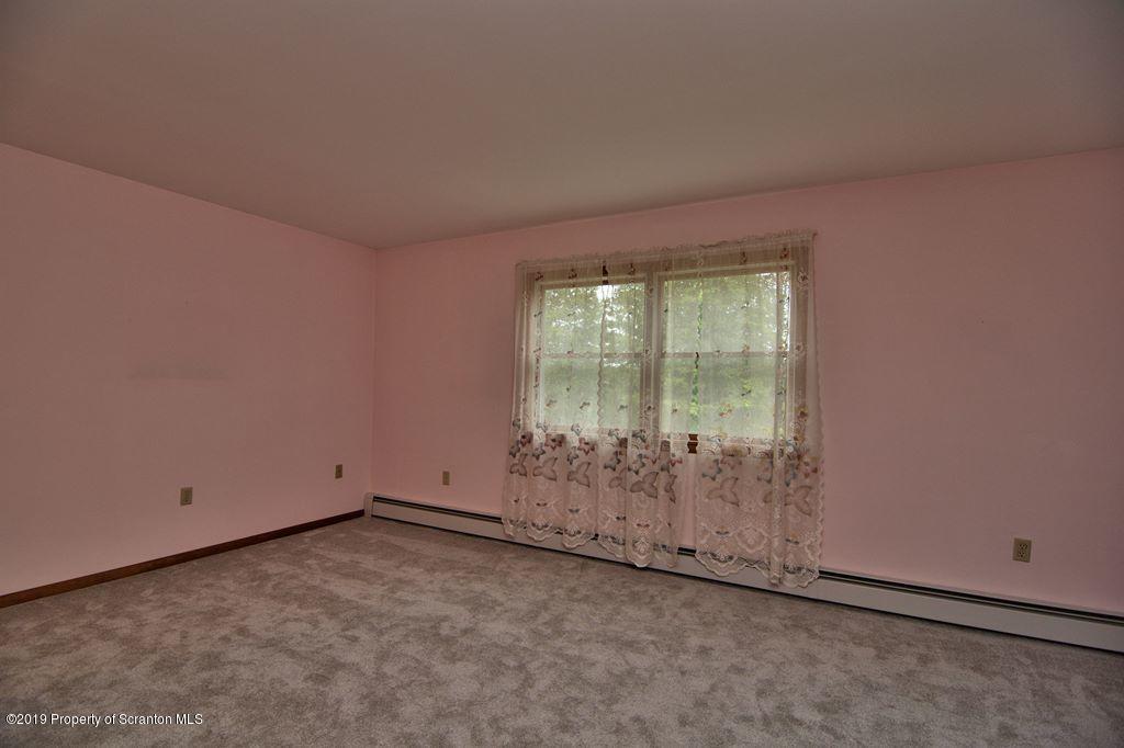 925 Clearview Road Moscow, PA 18444 - Photo 29 of 65 Gallery Image 29