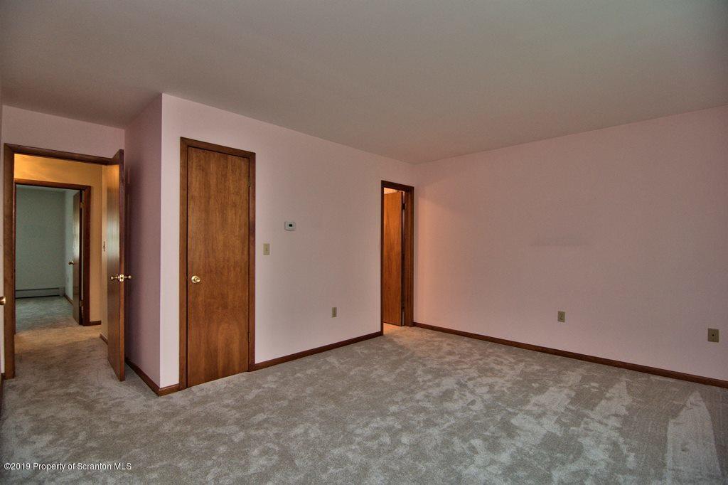 925 Clearview Road Moscow, PA 18444 - Photo 30 of 65 Gallery Image 30