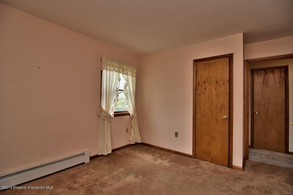 925 Clearview Road Moscow, PA 18444 - Photo 43 of 65 Gallery Image 43