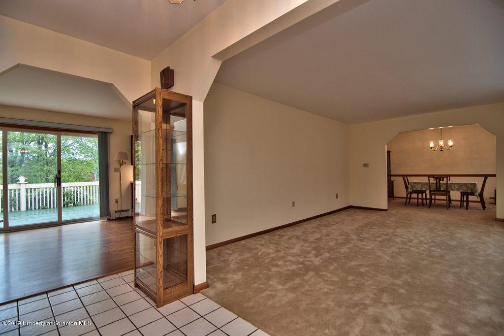 925 Clearview Road Moscow, PA 18444 - Photo 8 of 65 Gallery Image 8