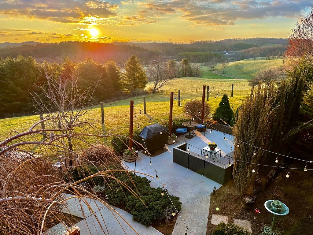 417 Bronco Road Hillsville, VA 24343 - Photo 22 of 58 Gallery Image 22