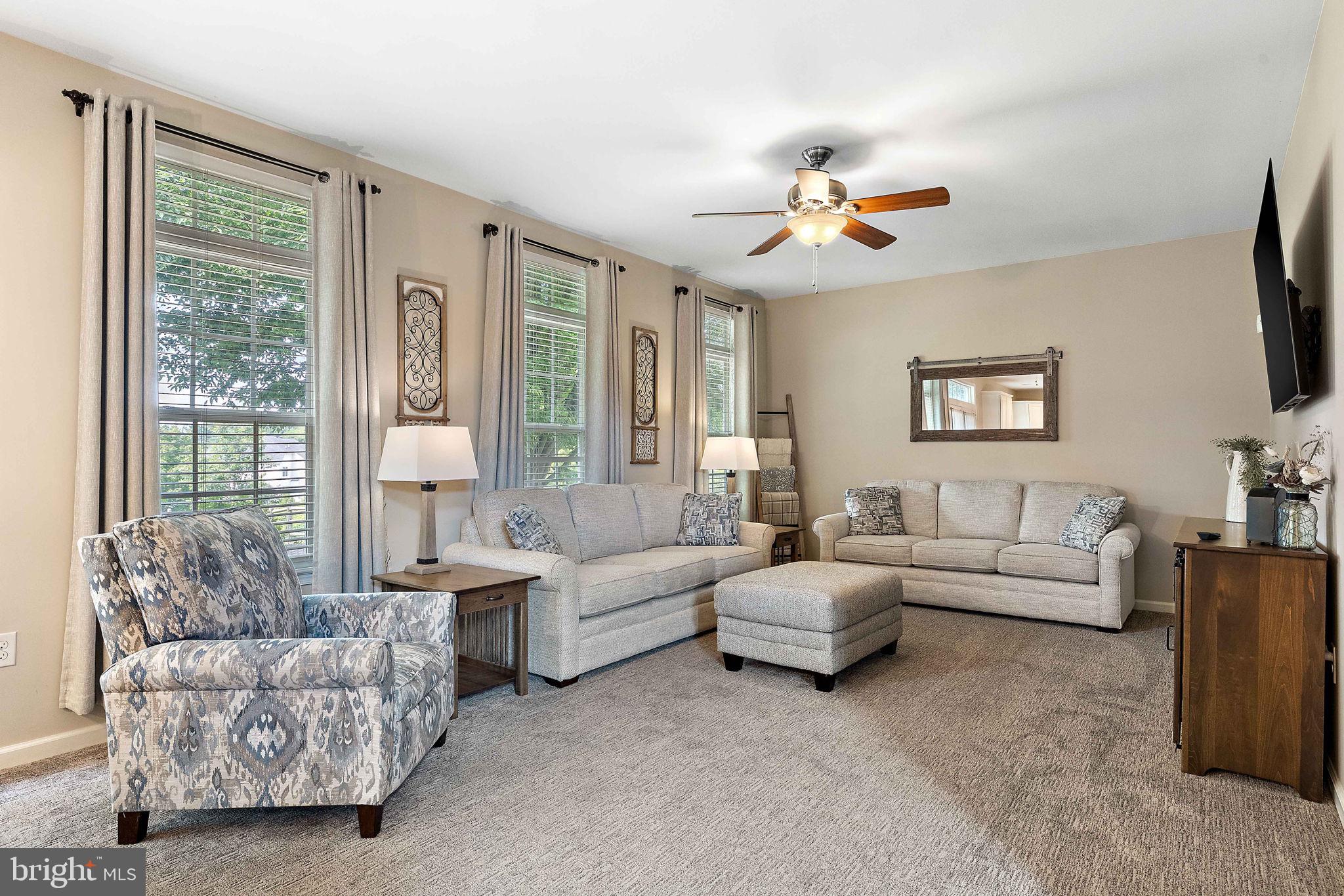 719 Elphin Road Avondale, PA 19311 - Photo 8 of 39 Family Room