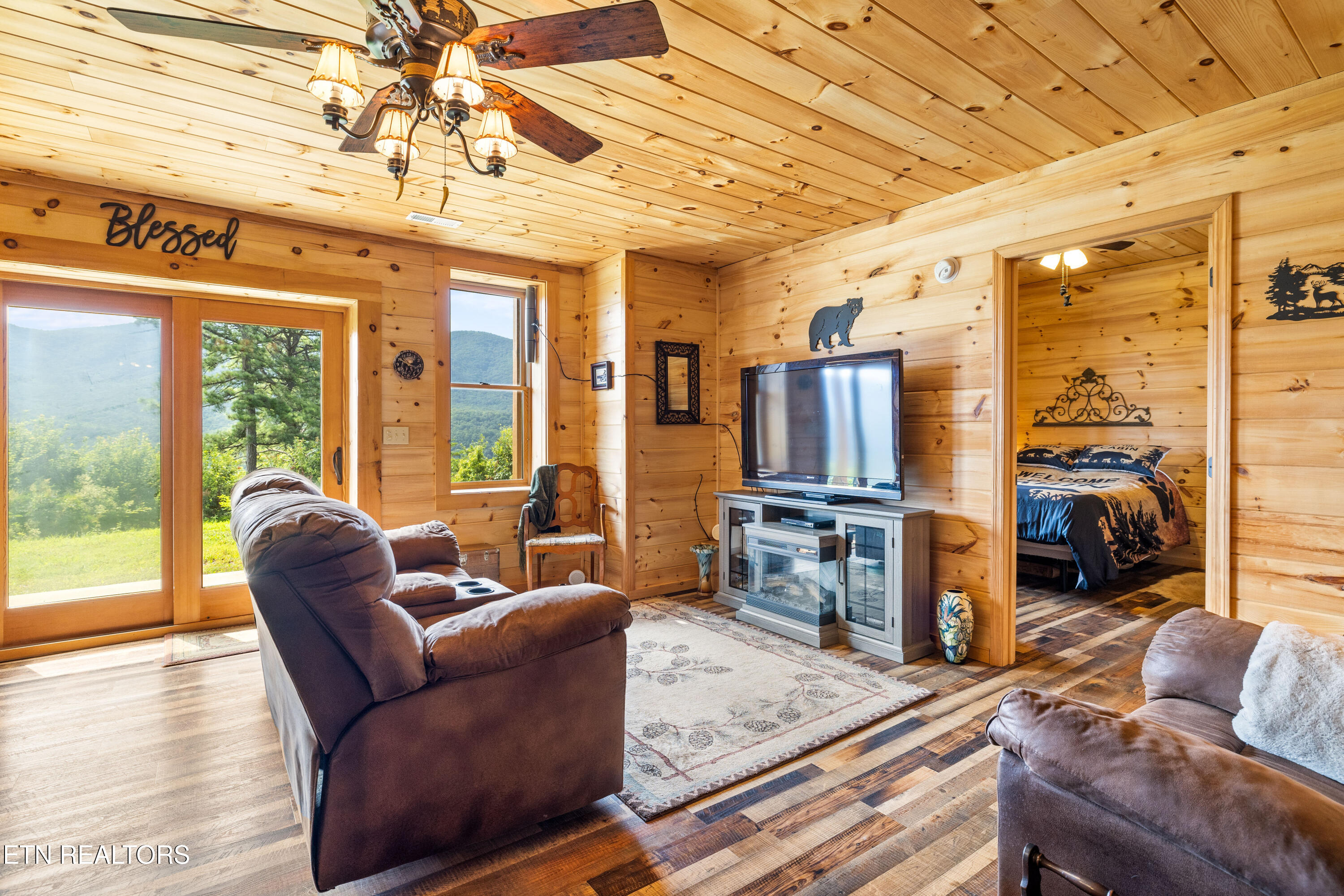 1099 Smithfield Road Tellico Plains, TN 37385 - Photo 31 of 58 1099Smithfield-26