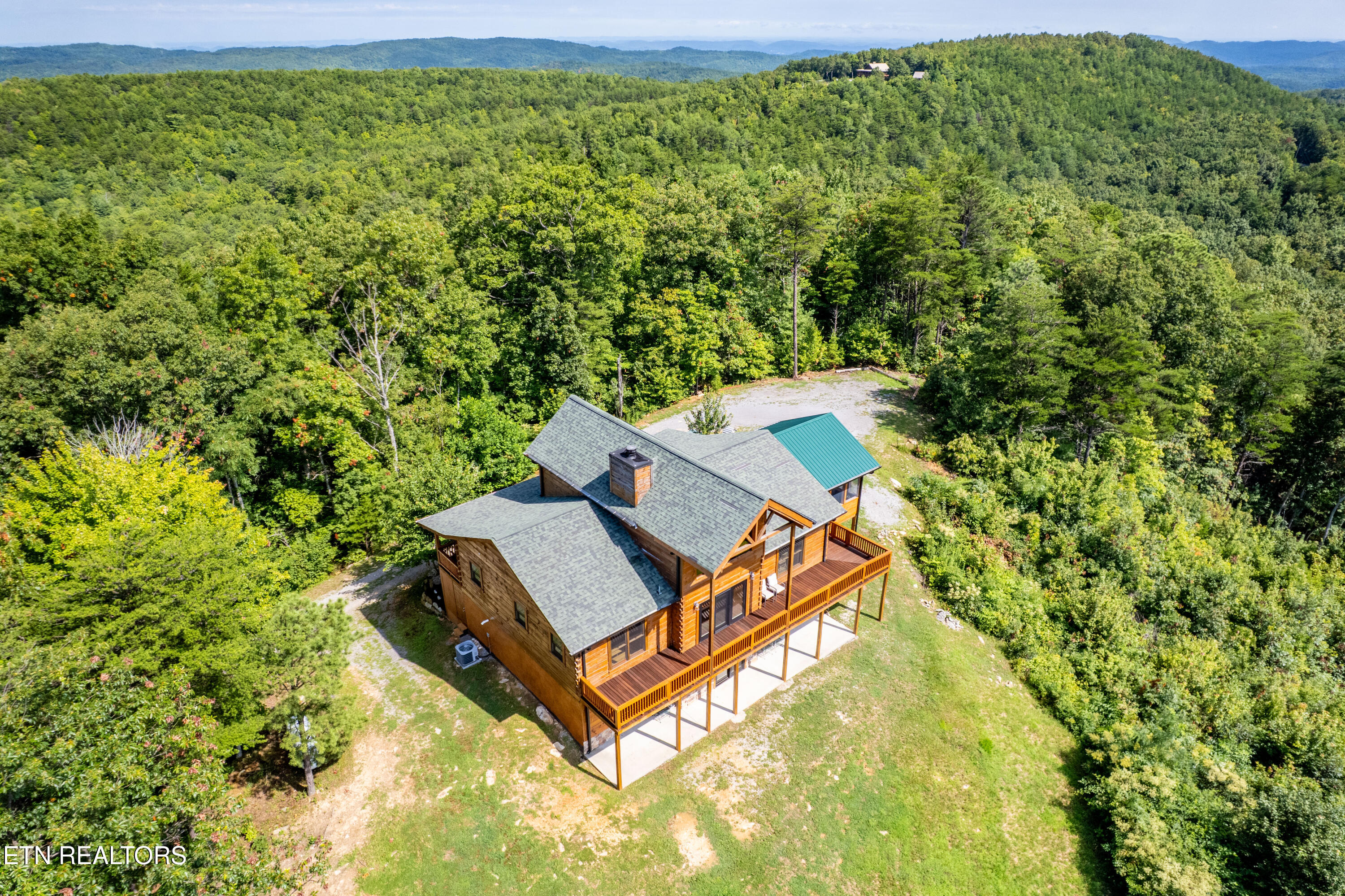 1099 Smithfield Road Tellico Plains, TN 37385 - Photo 52 of 58 1099Smithfield-62