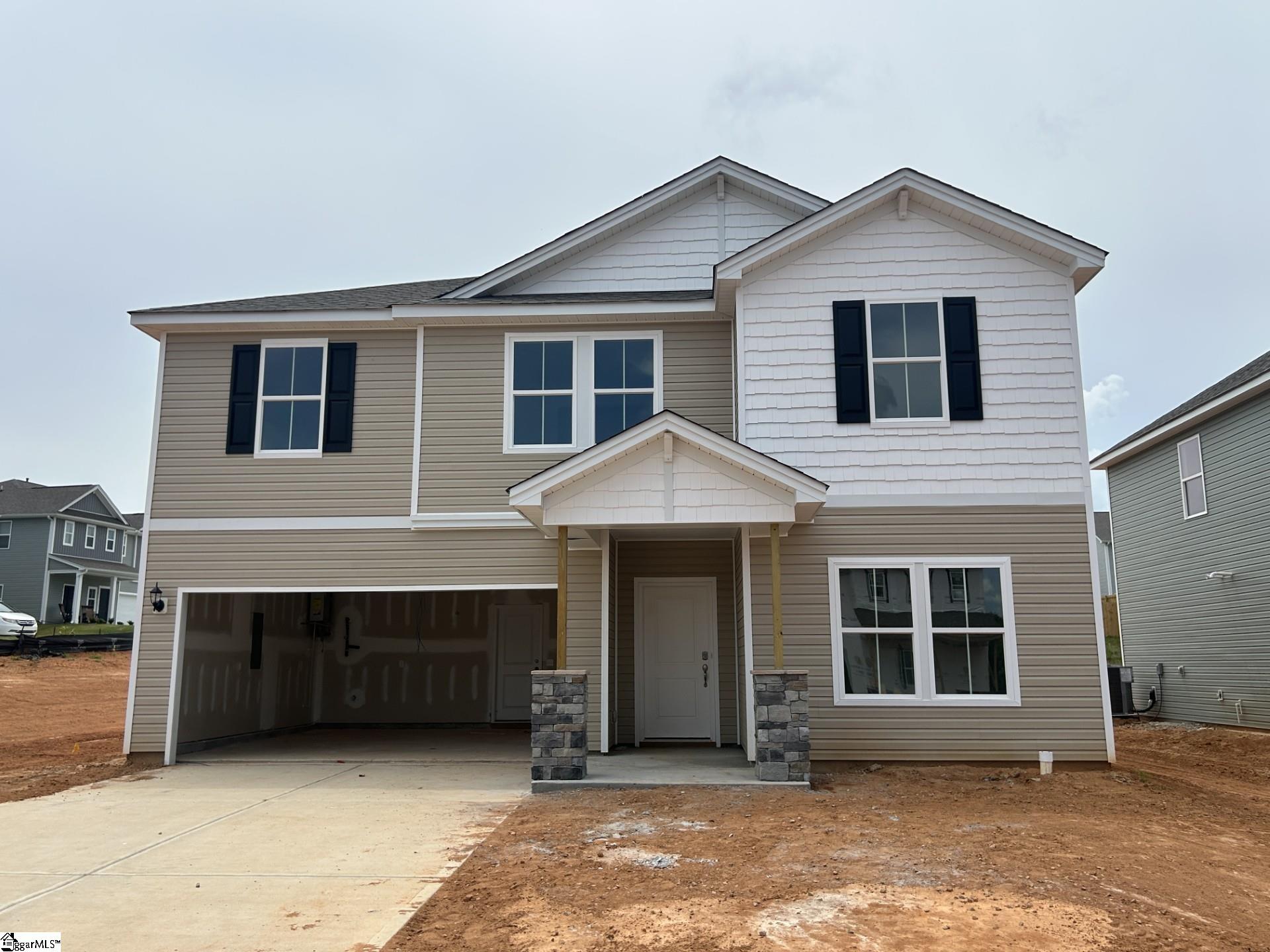 134 Edgewood Court Easley, SC 29642 - Photo 1 of 8