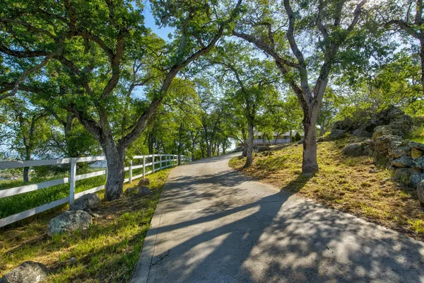 $457,000 | 9564 Coronado Drive, La Grange, CA 95329