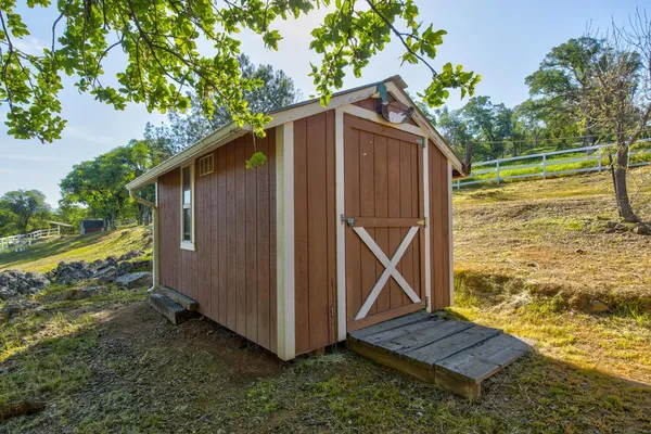 $457,000 | 9564 Coronado Drive, La Grange, CA 95329