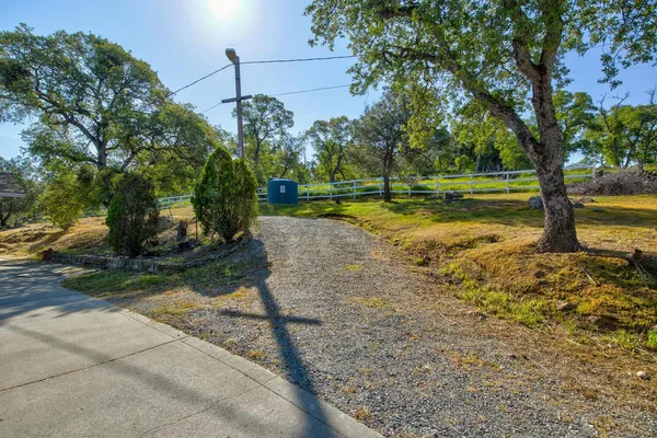 $457,000 | 9564 Coronado Drive, La Grange, CA 95329