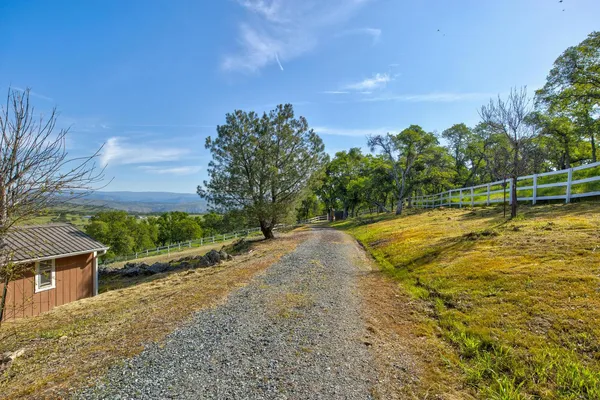 $457,000 | 9564 Coronado Drive, La Grange, CA 95329