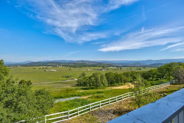 $457,000 | 9564 Coronado Drive, La Grange, CA 95329